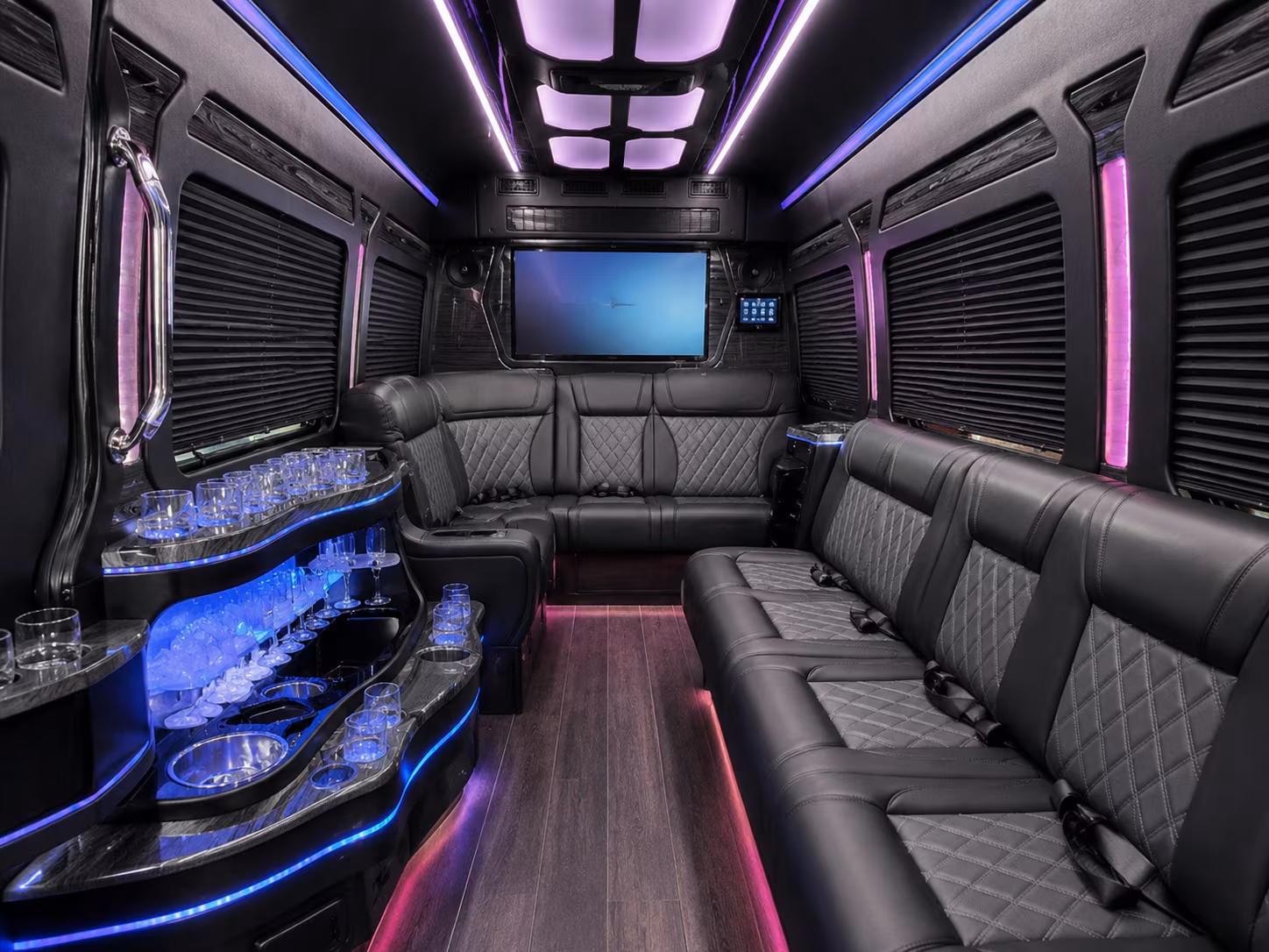 hotel to venue corporate shuttle buses across spokane valley