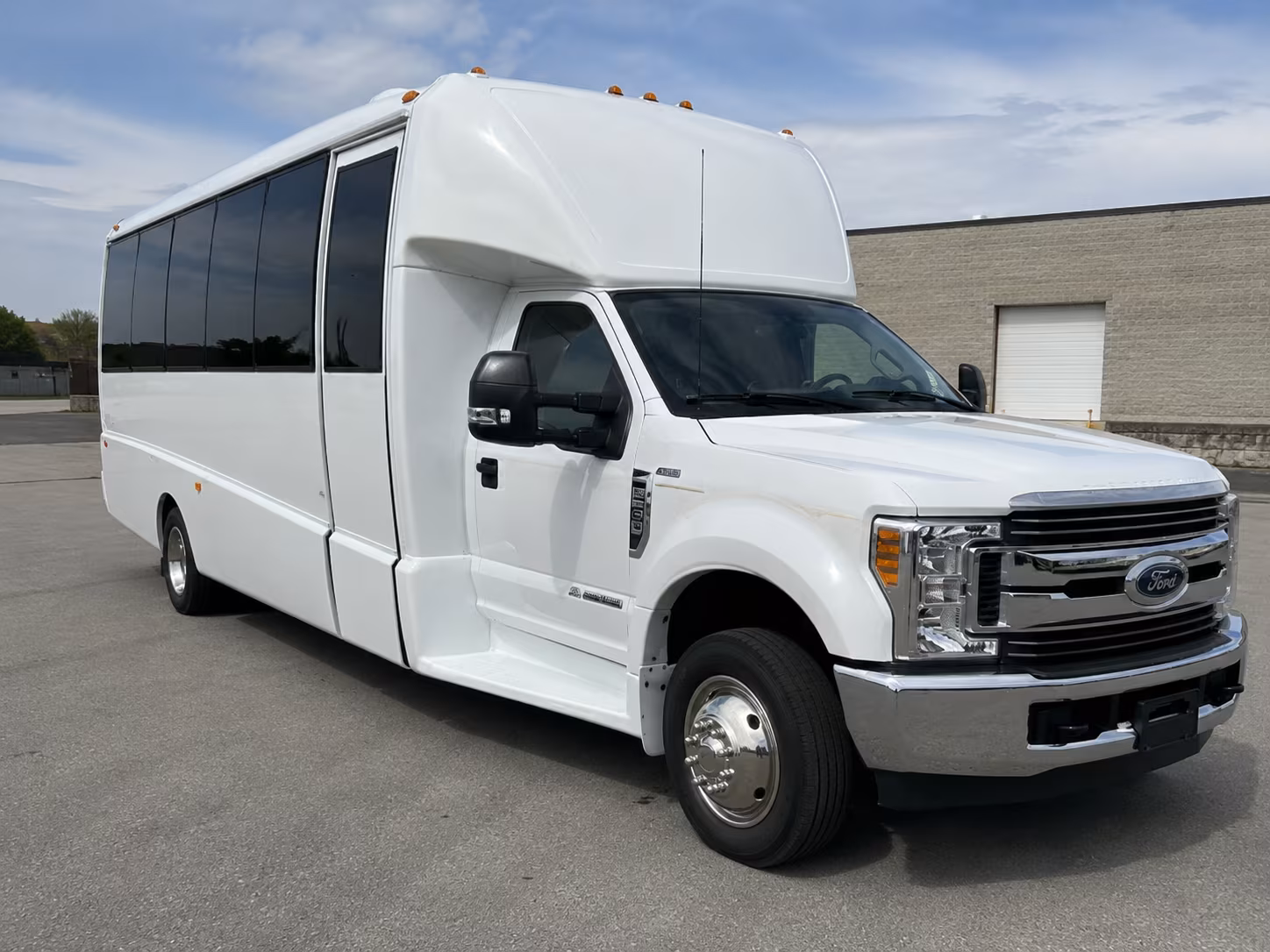 private group and family reunion buses serving spokane valley