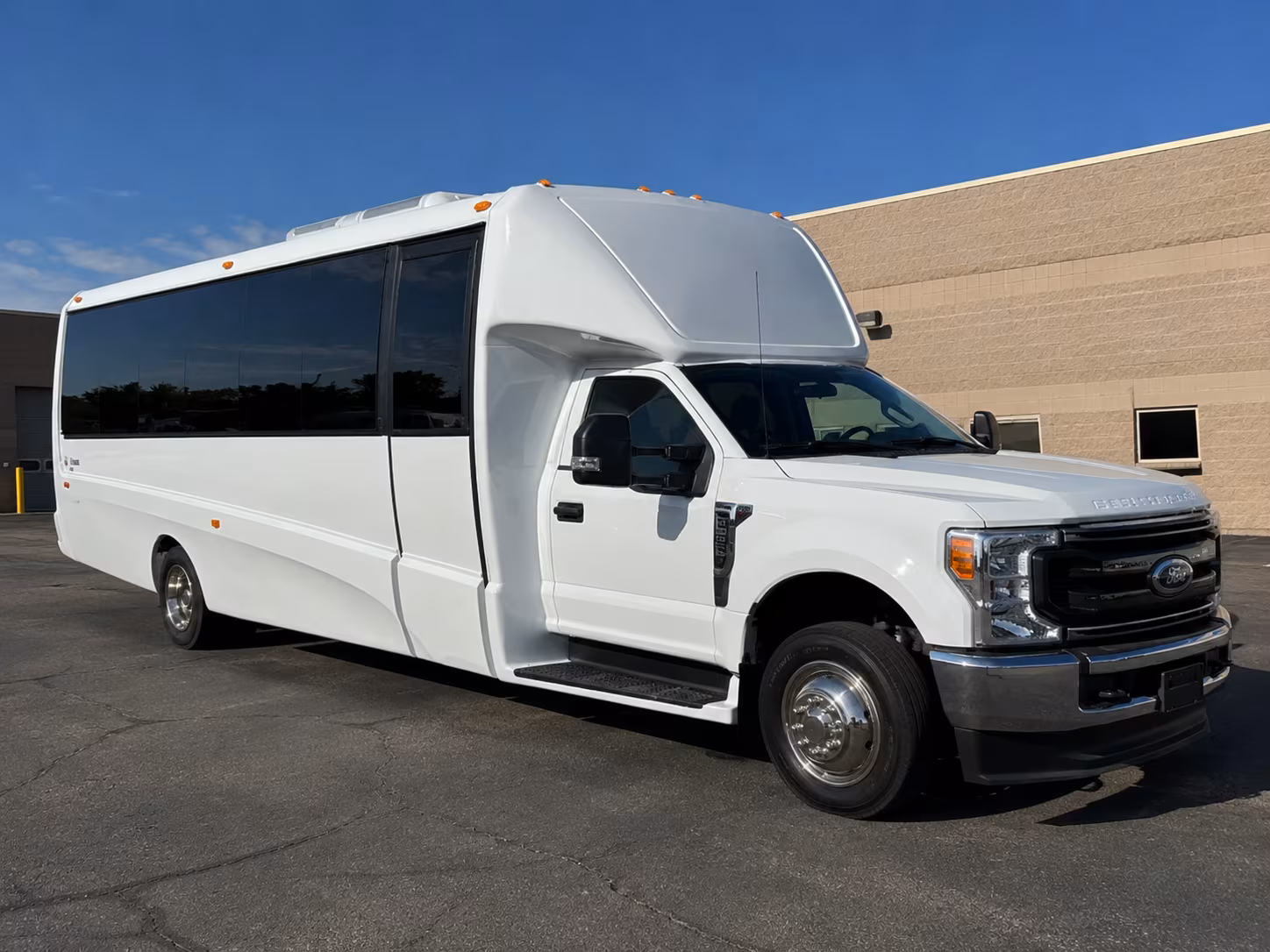 school field trip and group education buses in spokane valley